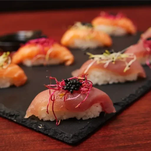 rYXUb8leKEdR1s6G_base-1024x685.png (1)